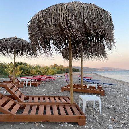 Hotel Ireon Beach Екстериор снимка