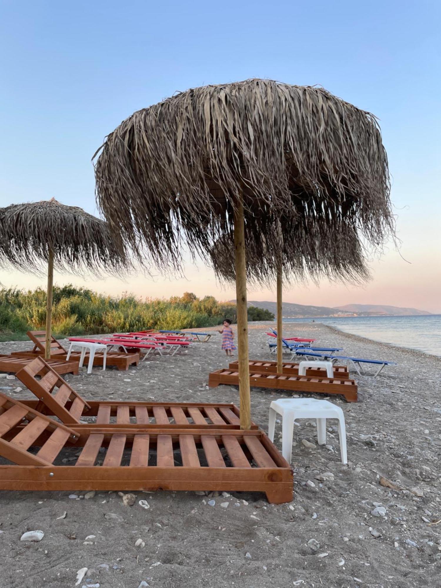 Hotel Ireon Beach Екстериор снимка